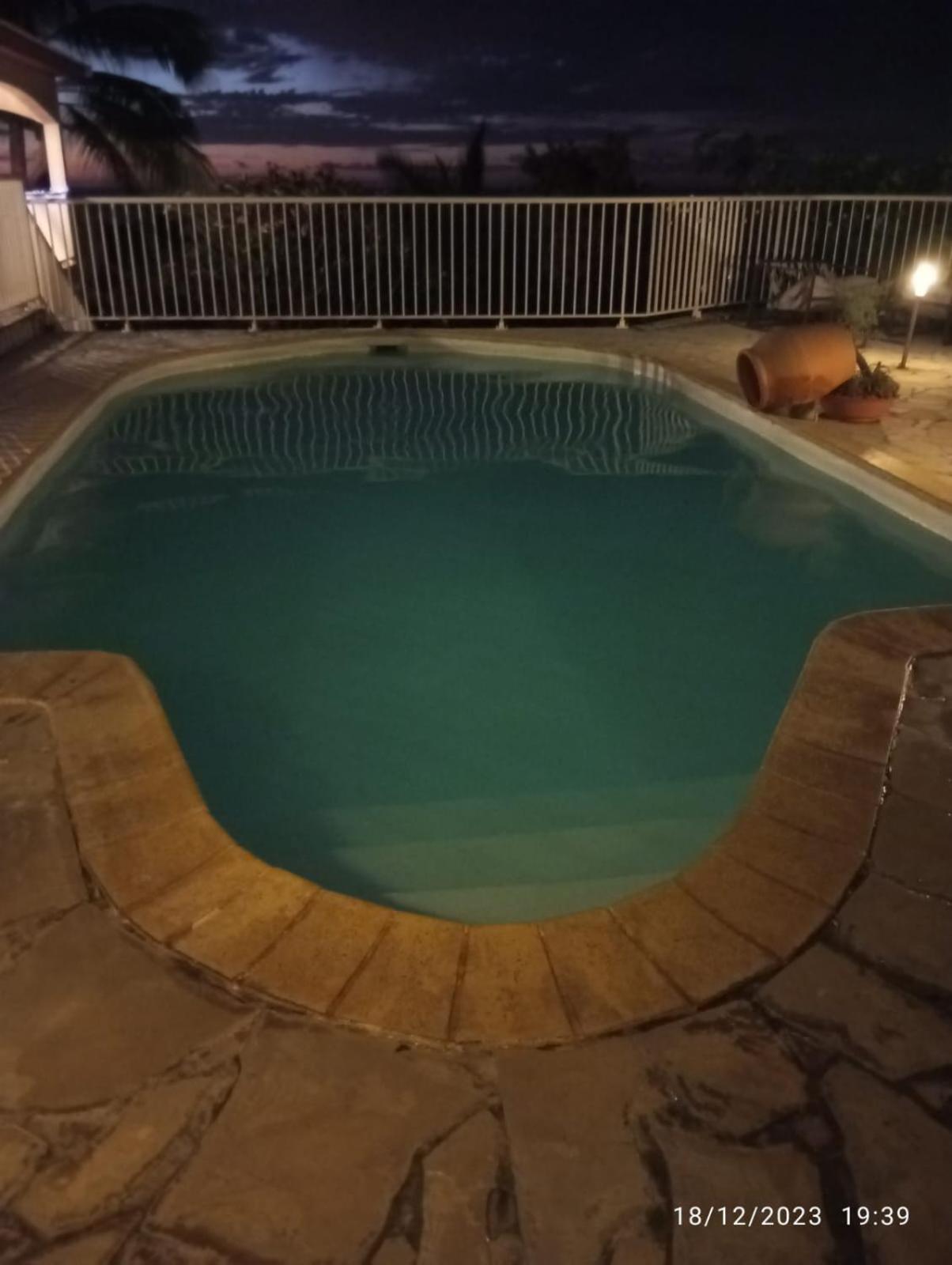 Leu Doux Bruit Des Vagues Apartment Saint-Leu Luaran gambar
